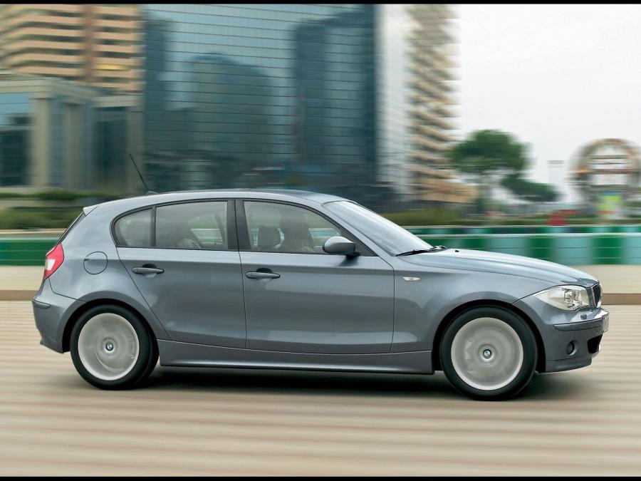  BMW 120i 2005 года  (фото 4 из 13)